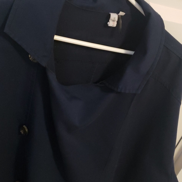 Loose fit Jacket - Picture 3 of 3